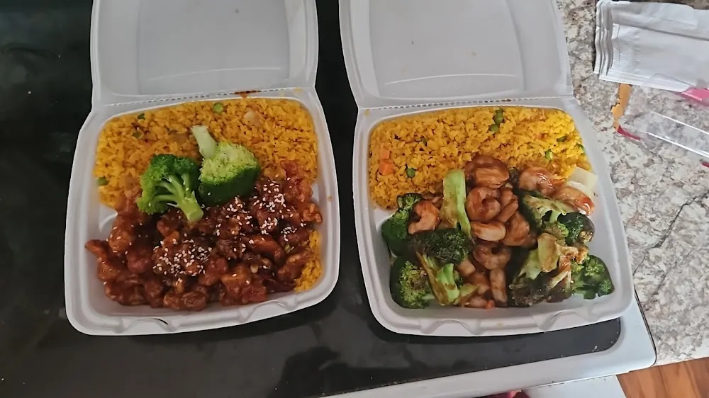 Sesame Chicken Shrimp with Broccoli